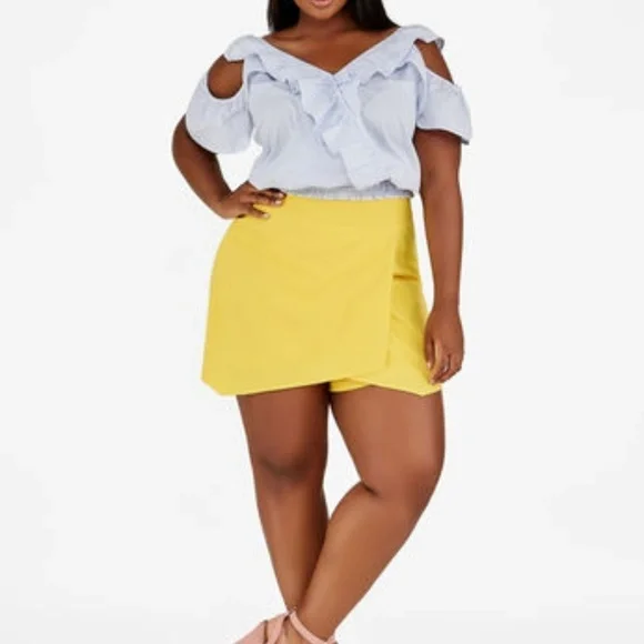 *New* ENVELOPE HEM SOLID SKORT - Picture 1 of 3